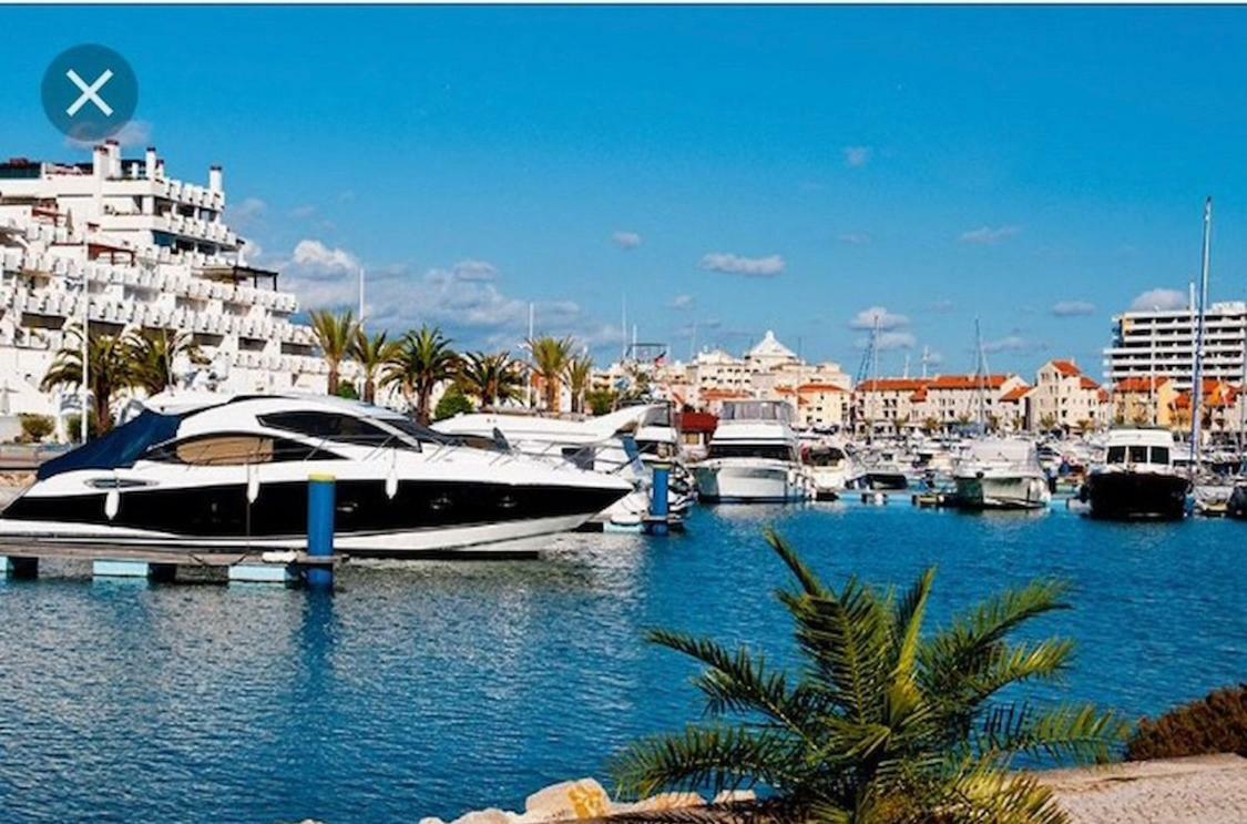Apartment Dentro Da Marina De *